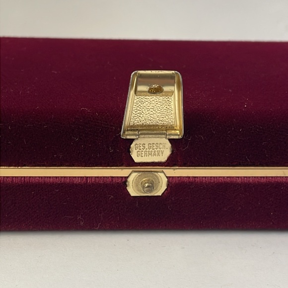 Vintage Velvet Jewelry Box Organizer in Colour Red. Ges. Gesch Made In Germany - Picture 3 of 6